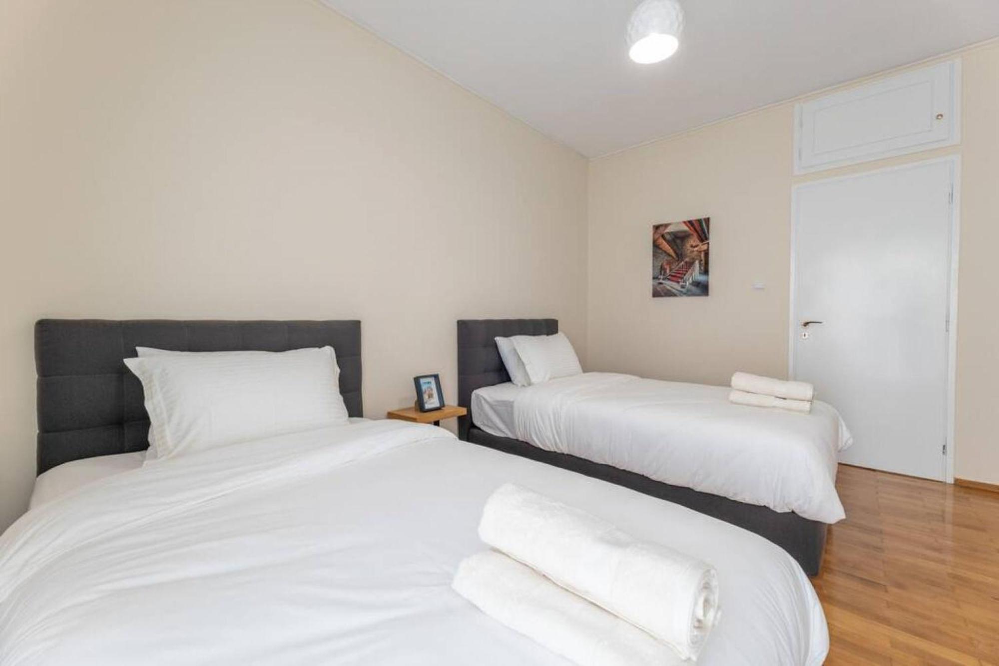 Amfitritis Family Lux Apartment At Palaio Faliro Ateny Zewnętrze zdjęcie
